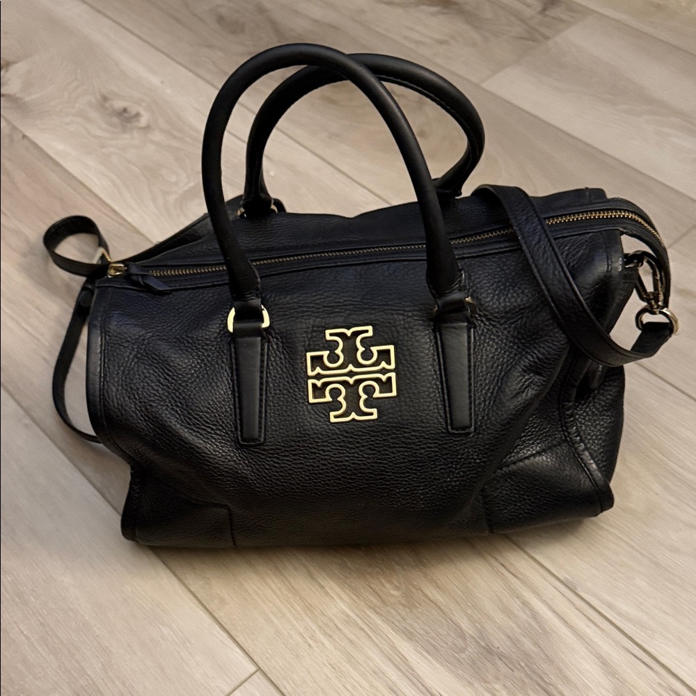 Tory Burch Black Leather Handbag with Gold Logo
